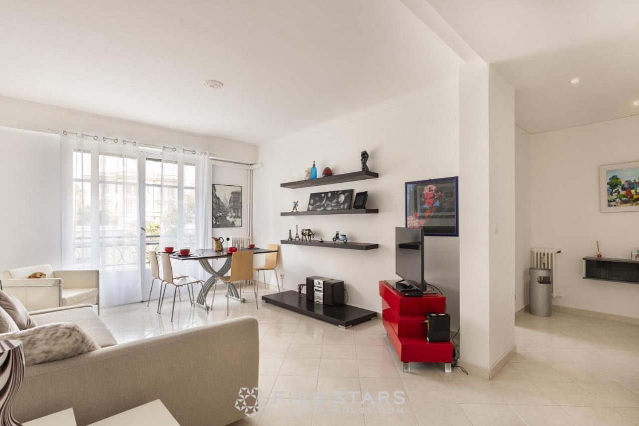 Appartement Flora Five Stars House *